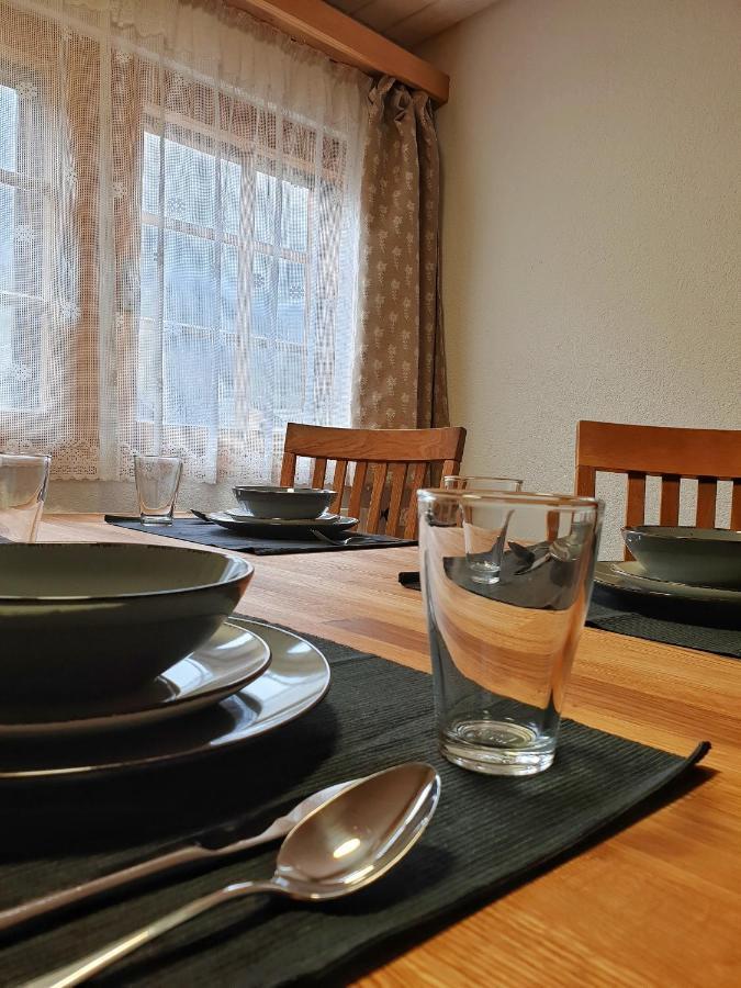 Bi De Furre Apartment Reckingen Bagian luar foto